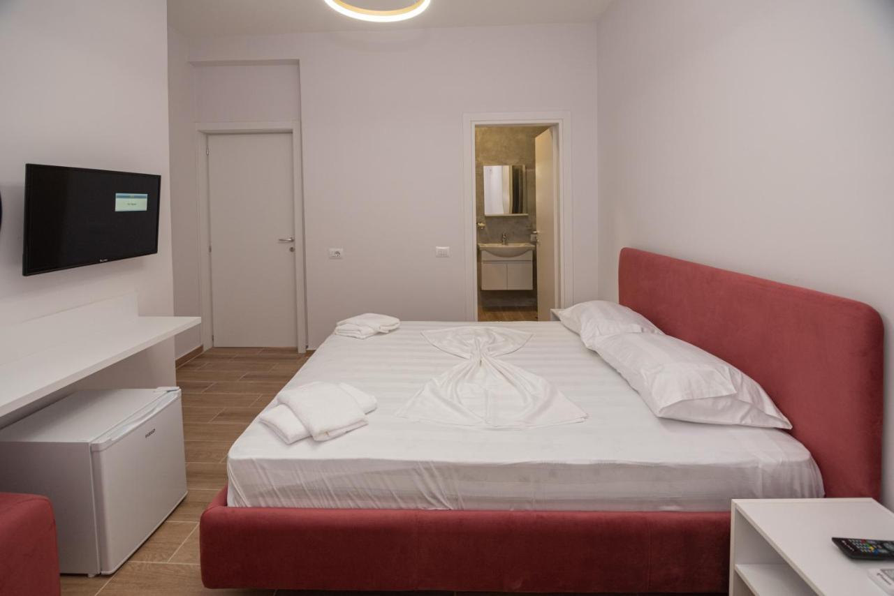 Lian'S Rooms Влёра Экстерьер фото