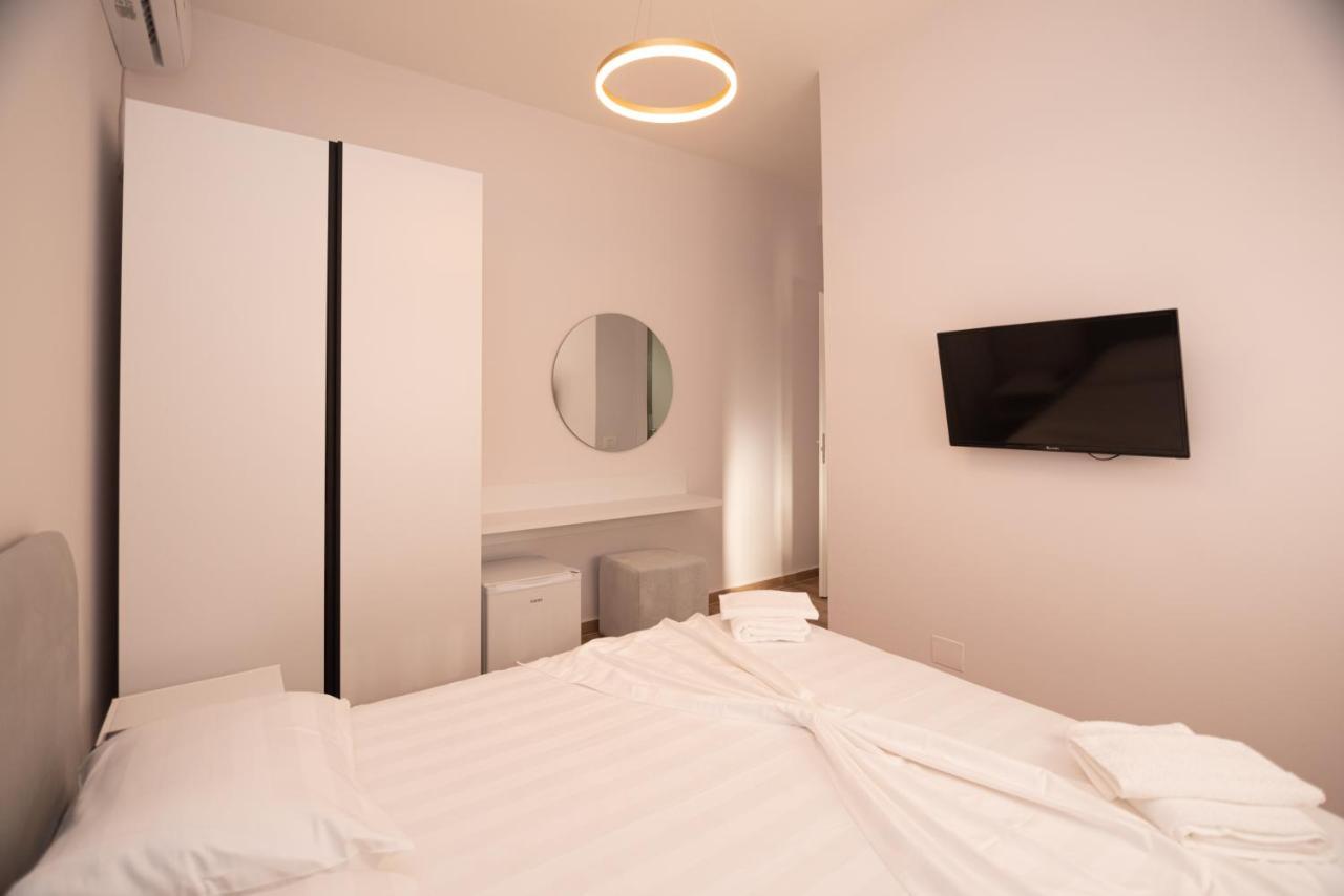 Lian'S Rooms Влёра Экстерьер фото