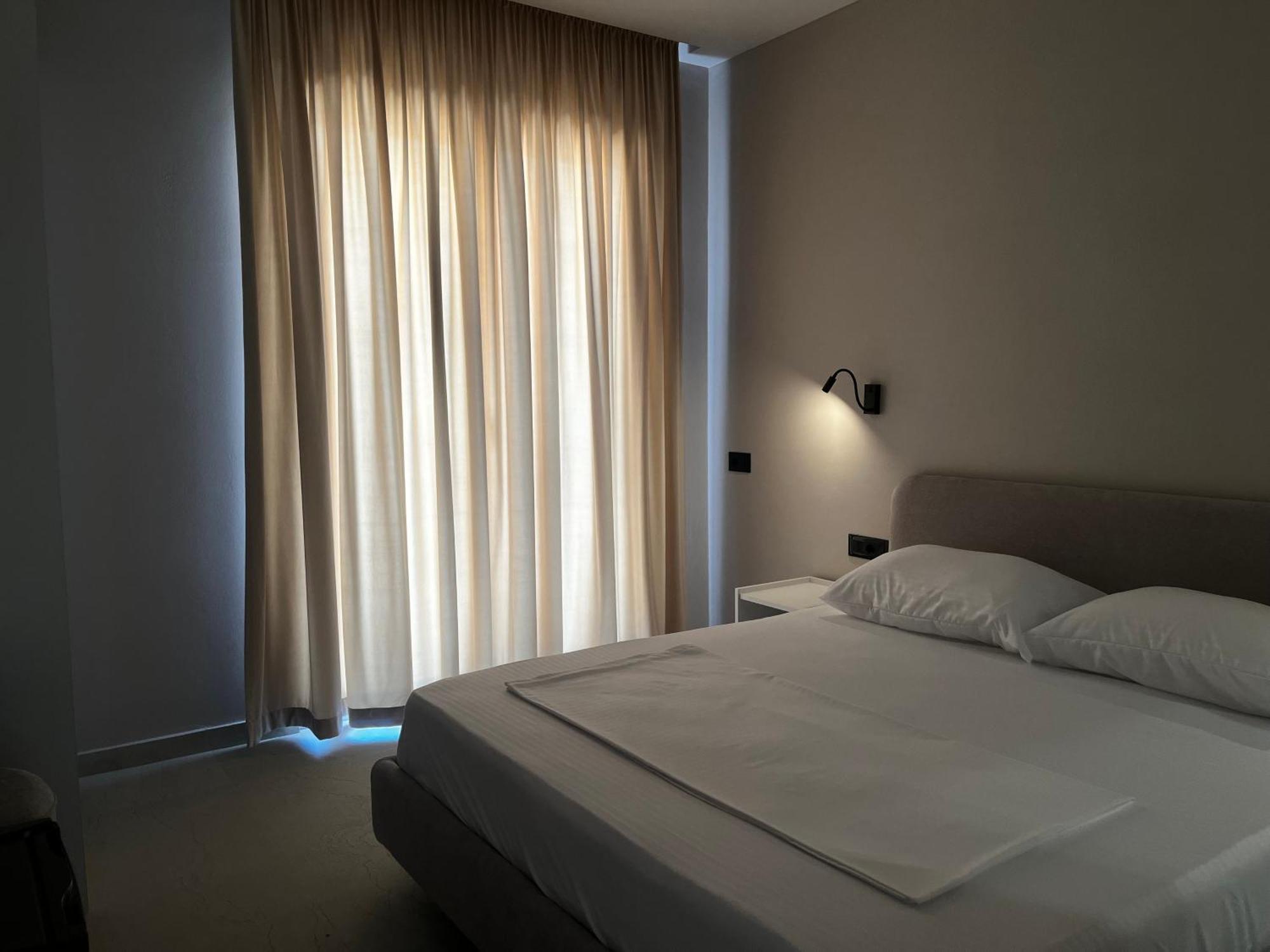 Lian'S Rooms Влёра Экстерьер фото