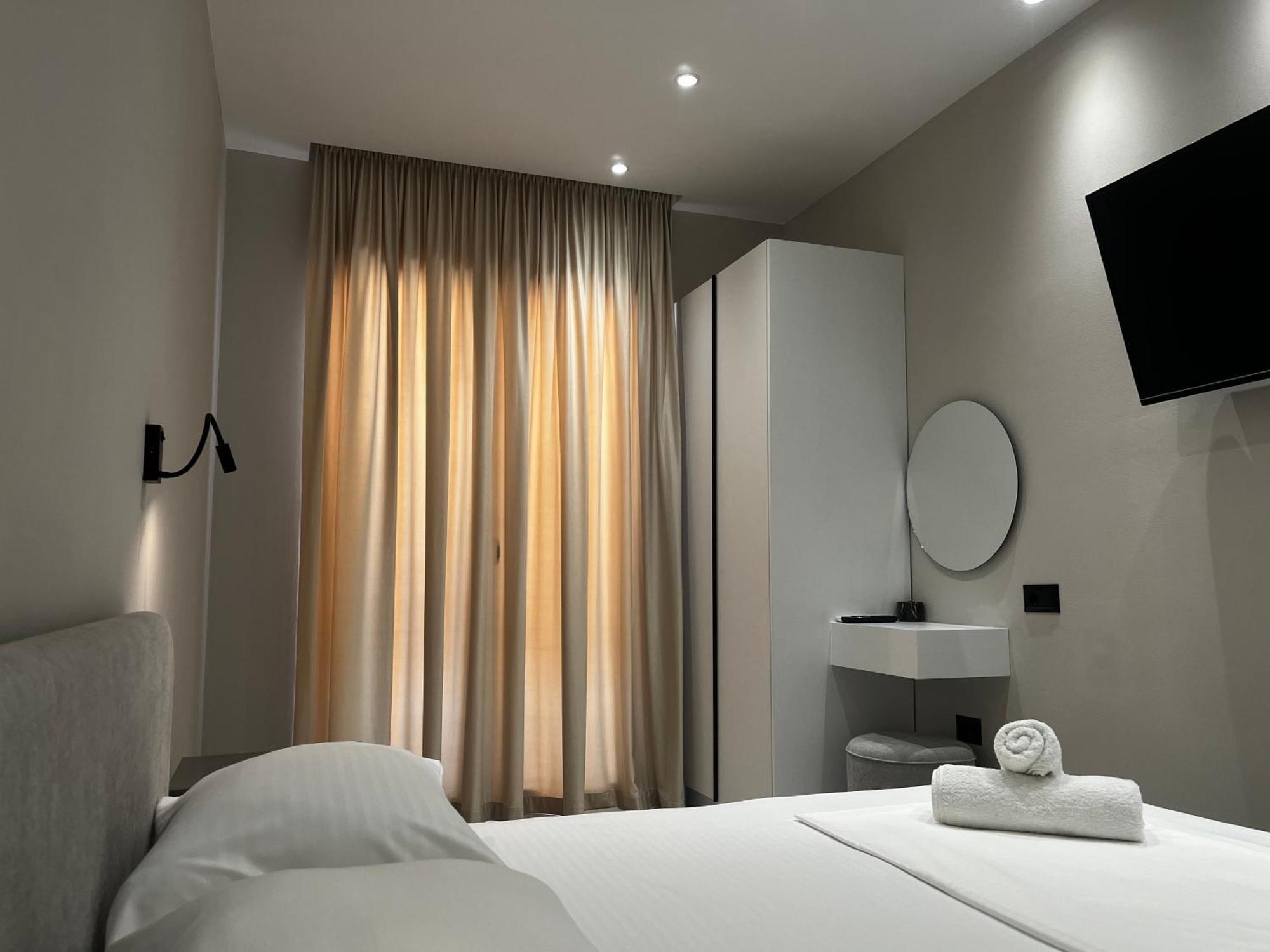 Lian'S Rooms Влёра Экстерьер фото