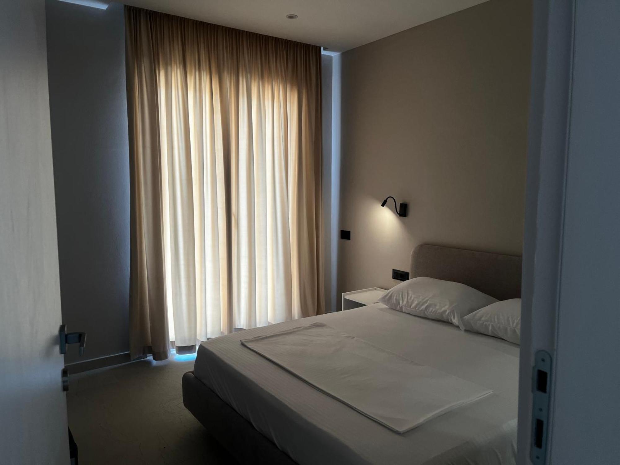 Lian'S Rooms Влёра Экстерьер фото